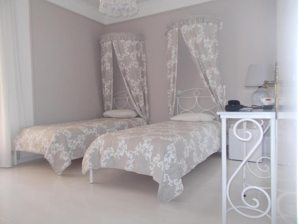 Iris Villa Apolpaina ภายนอก รูปภาพ